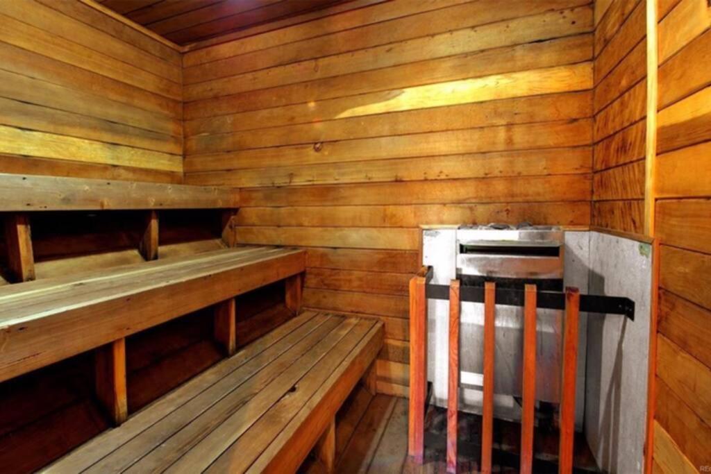 Hot Tub & Sauna Peak 8 Брекънридж Екстериор снимка